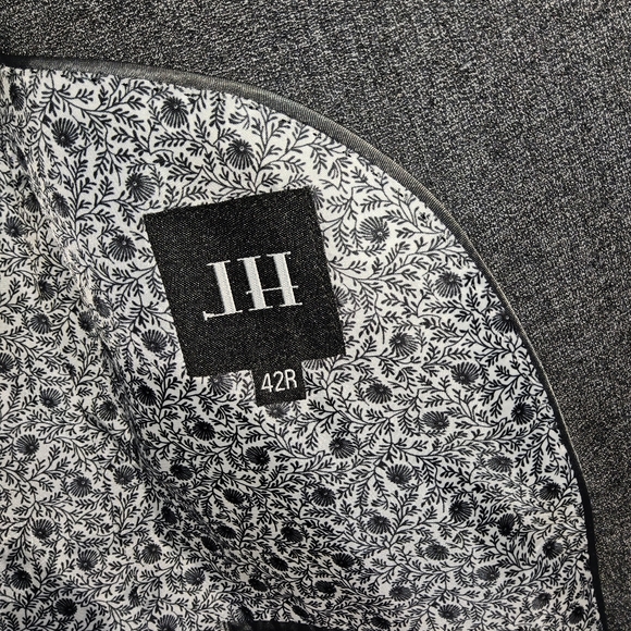 Lief Horsens Suit Set - Picture 3 of 6